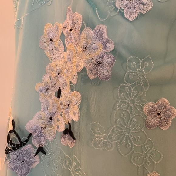 Calvin Klein Embroidered Dress - Picture 14 of 15